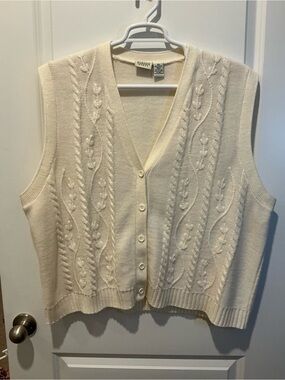 Classic Elements Cream Cable-Knit V-Neck Button Sweater Vest